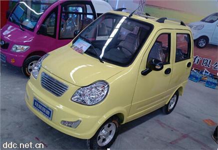  陆威昂驰电动车